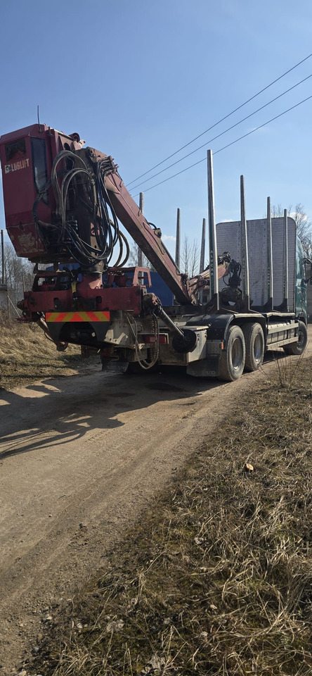 VOLVO FH 460 - Log truck: picture 4 VOLVO FH 460 - Log truck: picture 4