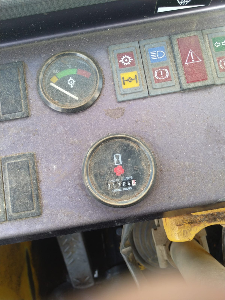 VOLVO L120 - Wheel loader: picture 4 VOLVO L120 - Wheel loader: picture 4