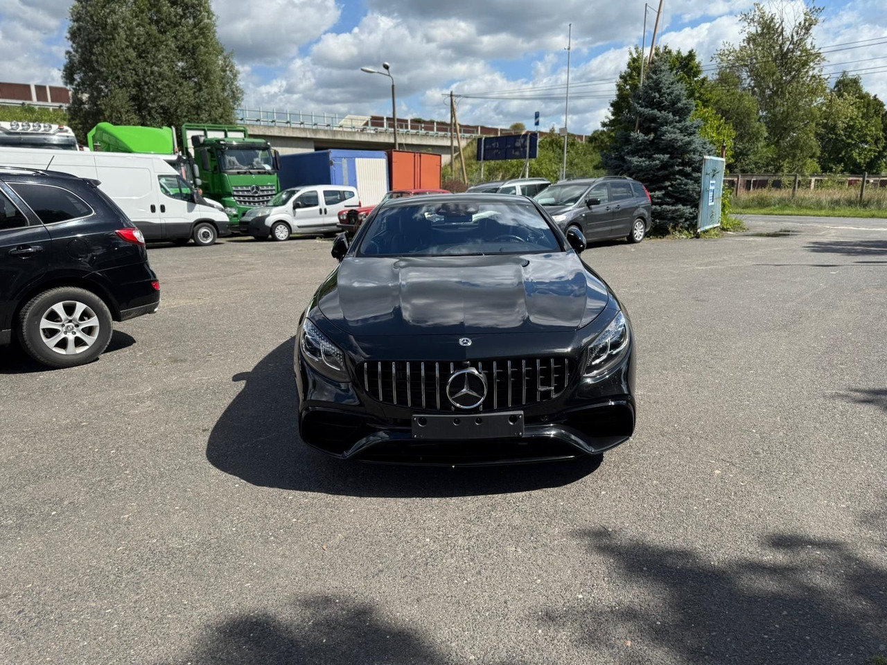 Mercedes-Benz S 63 AMG S -Klasse Coupe S 63 AMG 4Matic+ - Car: picture 2 Mercedes-Benz S 63 AMG S -Klasse Coupe S 63 AMG 4Matic+ - Car: picture 2