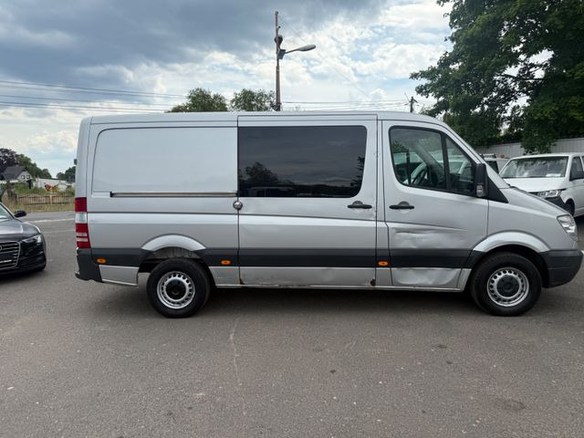 Mercedes-Benz Sprinter II Kasten 219 CDI Automatik - Small van: picture 4 Mercedes-Benz Sprinter II Kasten 219 CDI Automatik - Small van: picture 4