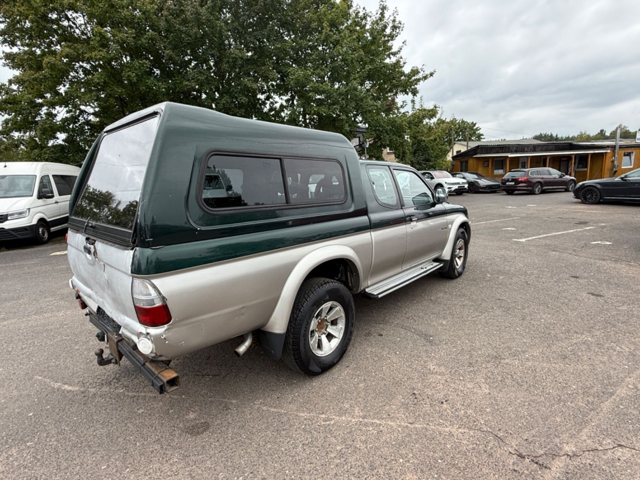 Mitsubishi L200 Magnum TD Intense Club Cab 2500 - SUV: picture 4 Mitsubishi L200 Magnum TD Intense Club Cab 2500 - SUV: picture 4