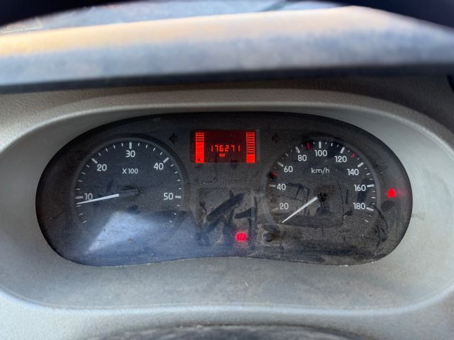 Flatbed van Renault Master II Phase Doppelkabine Pritsche 2.5: picture 12