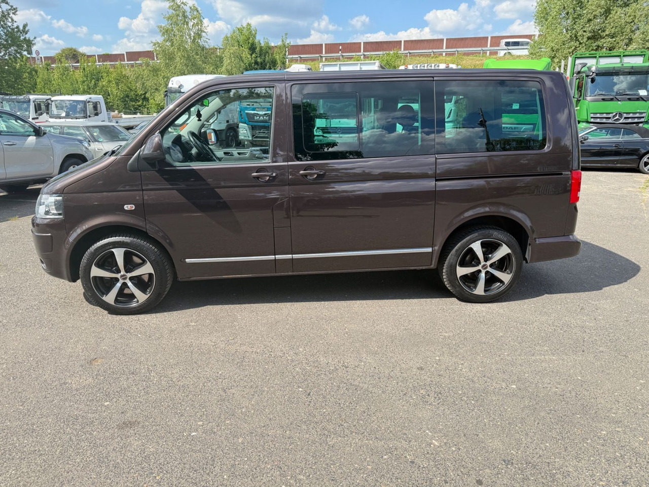 Passenger van Volkswagen T5  Multivan Highline: picture 6