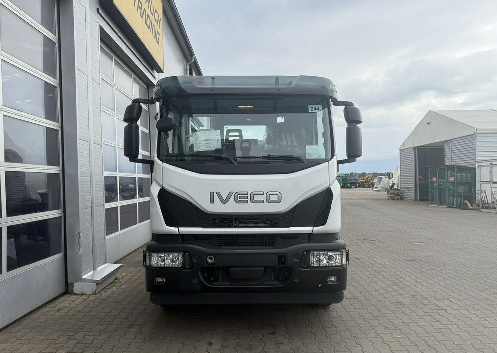 Iveco EuroCargo CNG - Cab chassis truck: picture 3 Iveco EuroCargo CNG - Cab chassis truck: picture 3