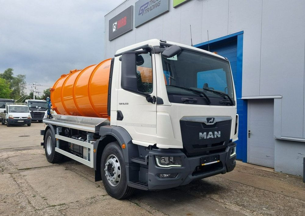 MAN TGM 18.250, zabudowa asenizacyjna Janco/GP Lift - Garbage truck: picture 3 MAN TGM 18.250, zabudowa asenizacyjna Janco/GP Lift - Garbage truck: picture 3