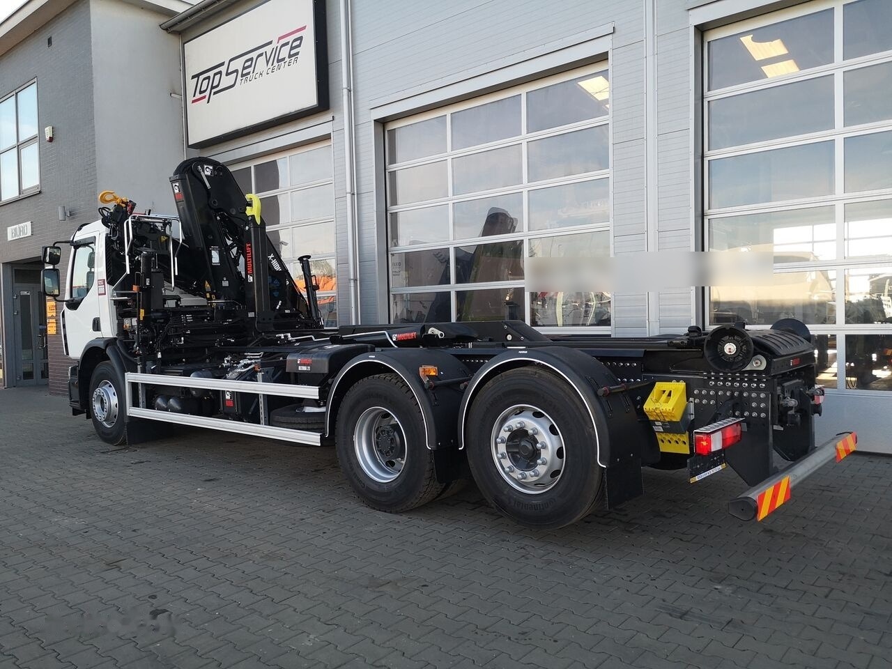 Renault D Wide 26 - Hook lift truck, Crane truck: picture 3 Renault D Wide 26 - Hook lift truck, Crane truck: picture 3