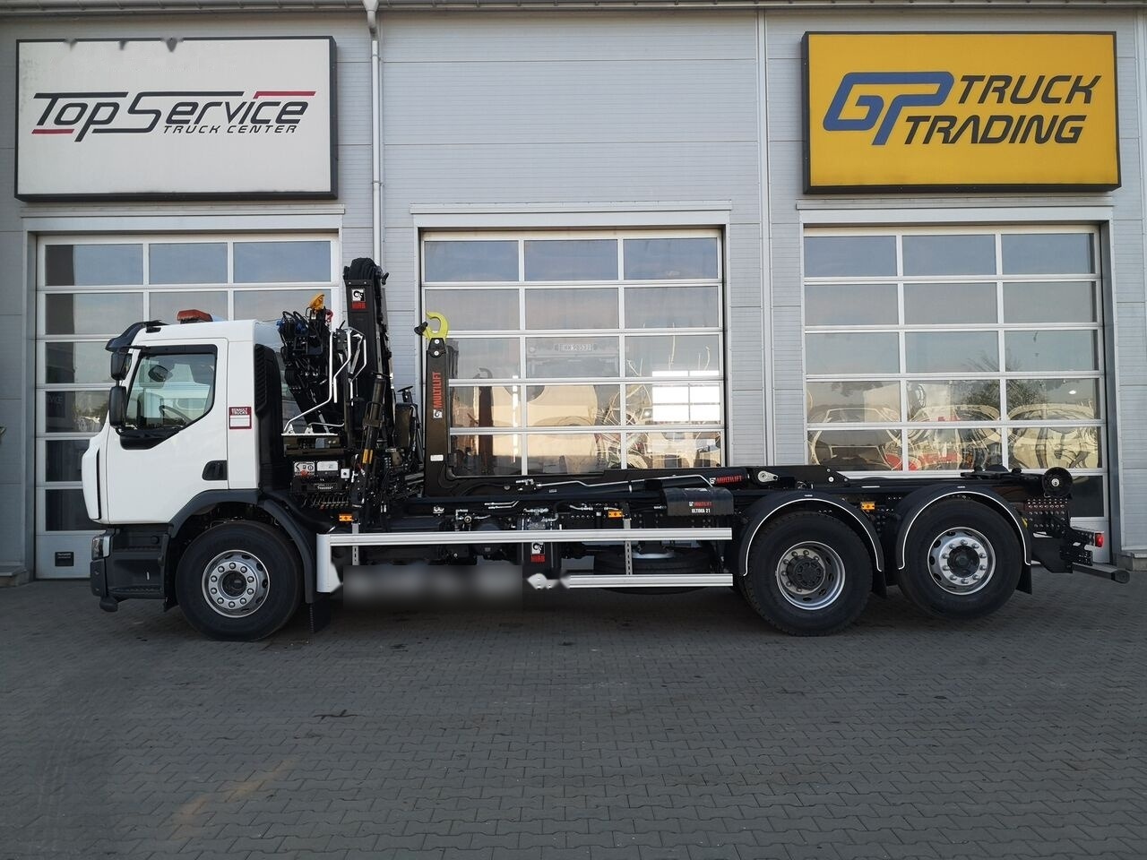 Renault D Wide 26 - Hook lift truck, Crane truck: picture 2 Renault D Wide 26 - Hook lift truck, Crane truck: picture 2