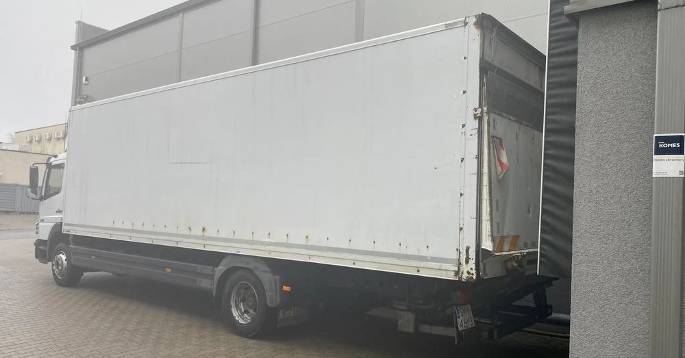 Mercedes-Benz atego - Refrigerator truck: picture 3 Mercedes-Benz atego - Refrigerator truck: picture 3