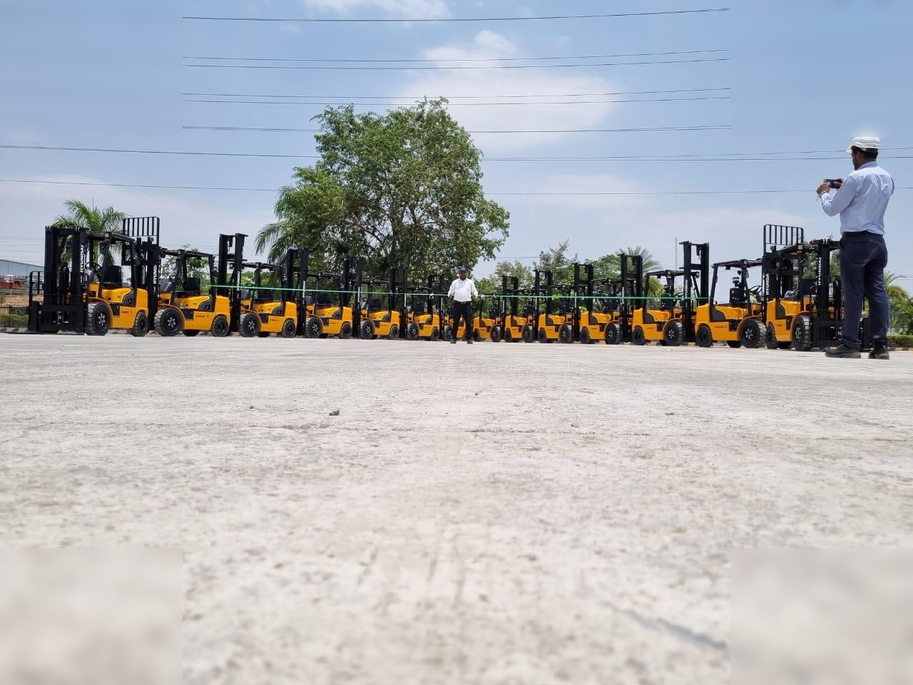HYUNDAI 35DE-7 - Forklift: picture 4 HYUNDAI 35DE-7 - Forklift: picture 4