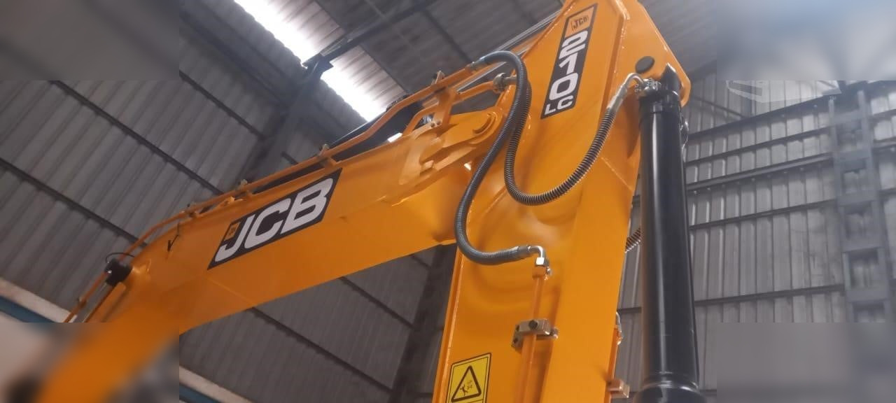 JCB JS210 LC - Crawler excavator: picture 3 JCB JS210 LC - Crawler excavator: picture 3
