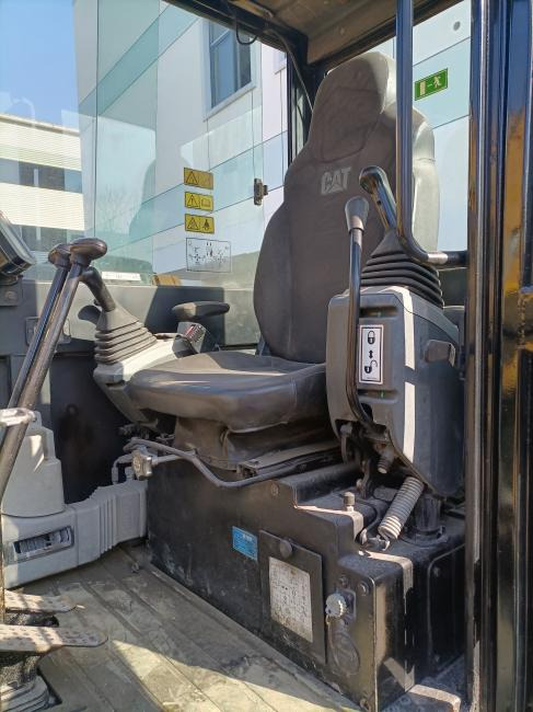 CAT 306E - Crawler excavator: picture 3 CAT 306E - Crawler excavator: picture 3