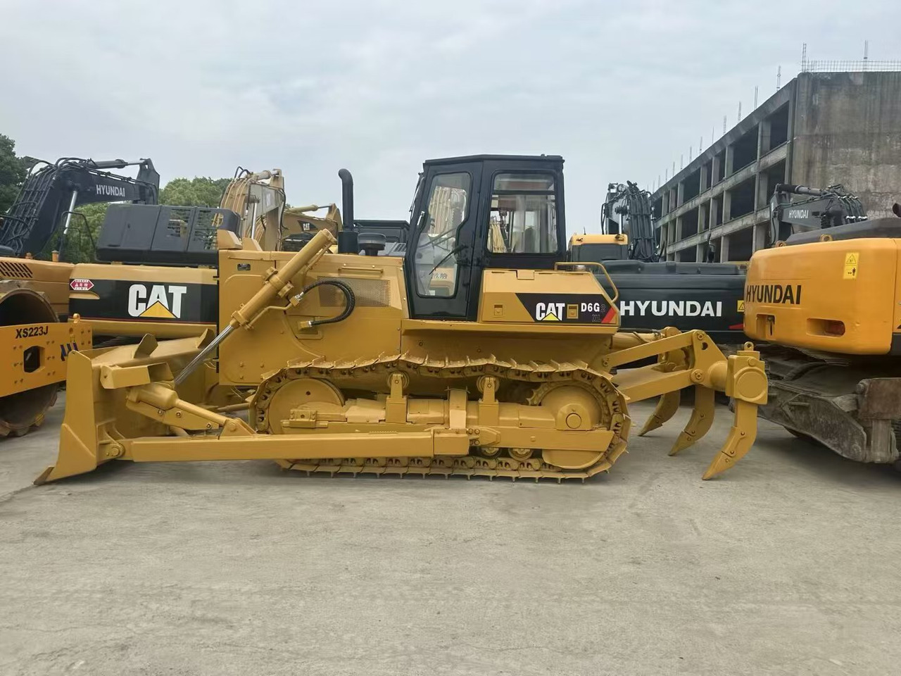 CAT D6G - Bulldozer: picture 5 CAT D6G - Bulldozer: picture 5