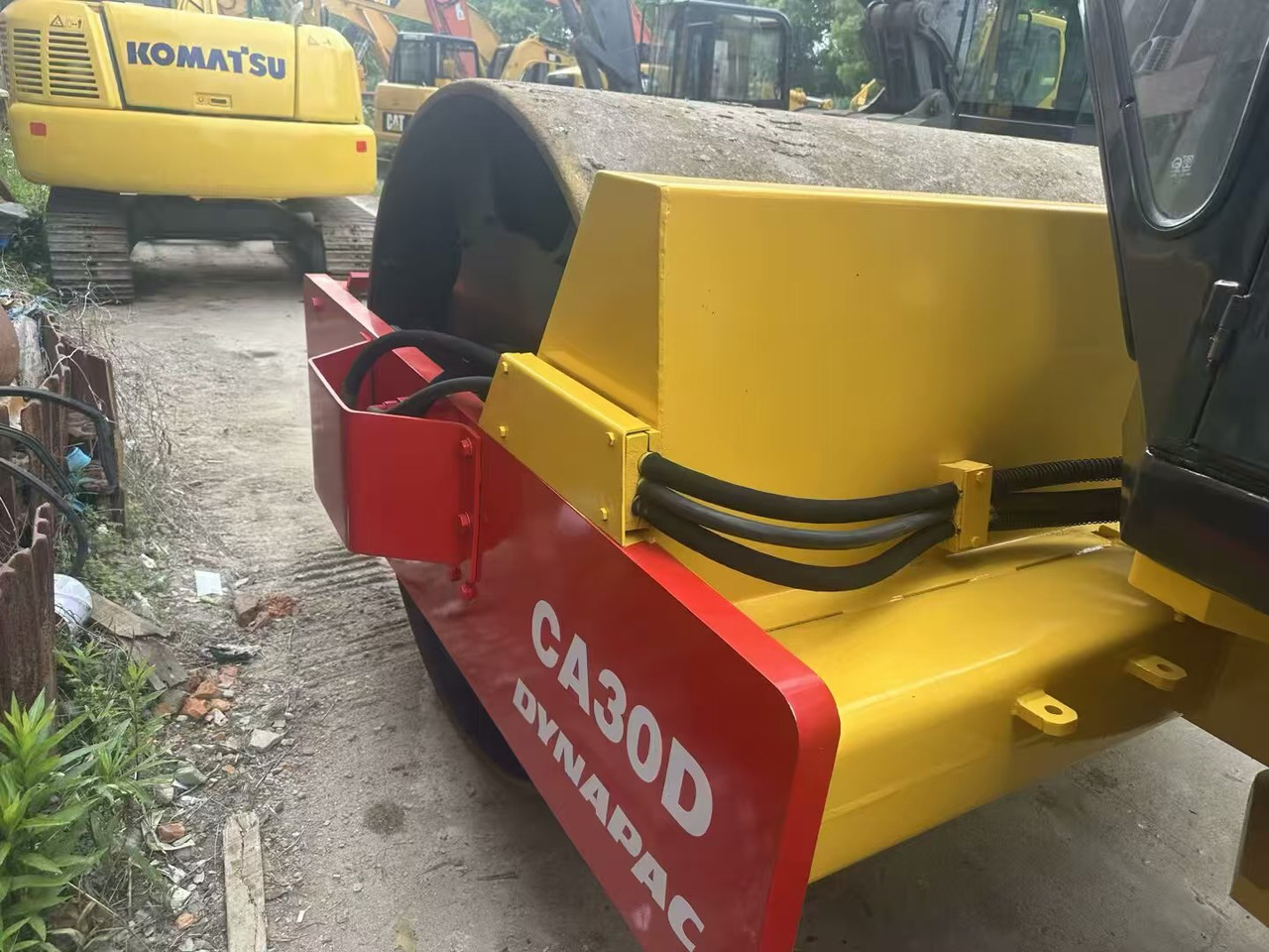 DYNAPAC CA30D - Roller: picture 2 DYNAPAC CA30D - Roller: picture 2