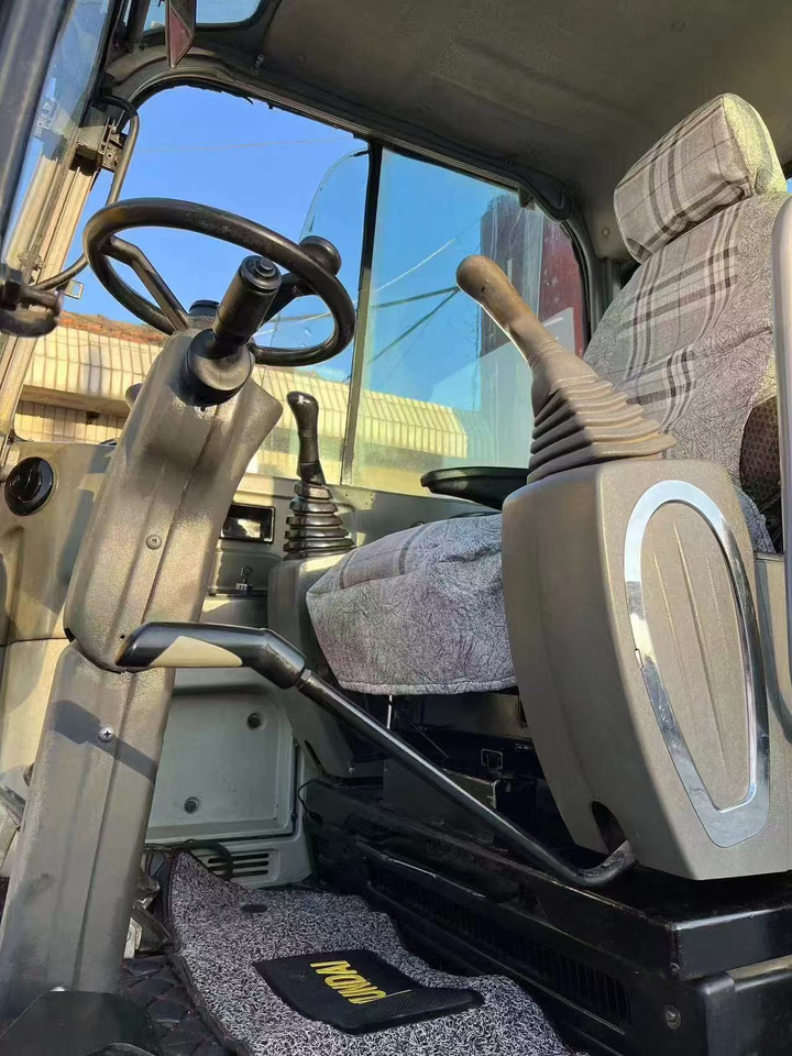 Huyndai 60W-7 - Wheel excavator: picture 4 Huyndai 60W-7 - Wheel excavator: picture 4