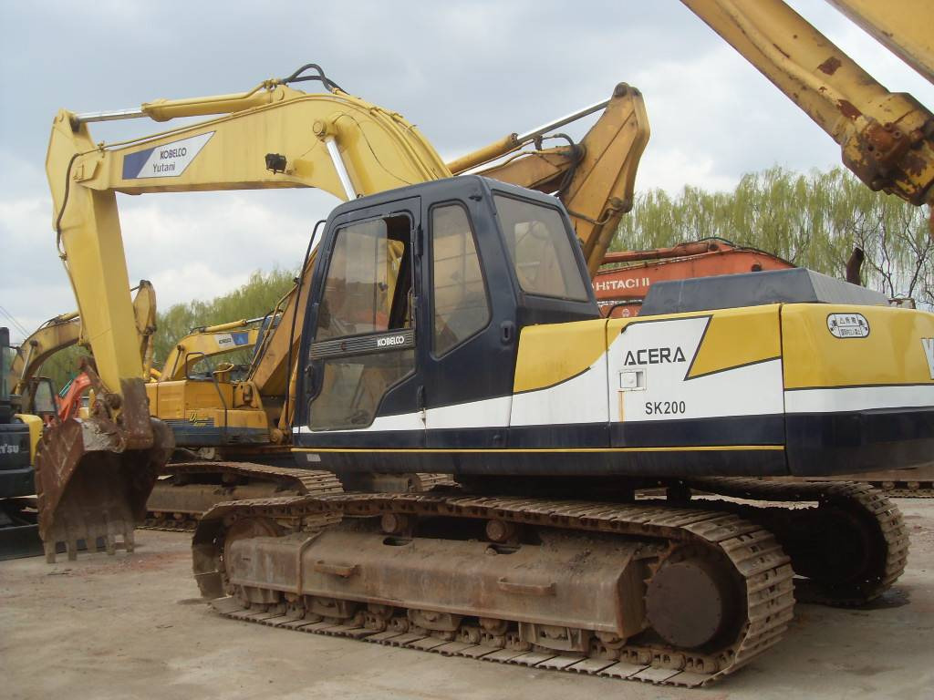 Kobelco SK200-6  - Crawler excavator: picture 1 Kobelco SK200-6  - Crawler excavator: picture 1