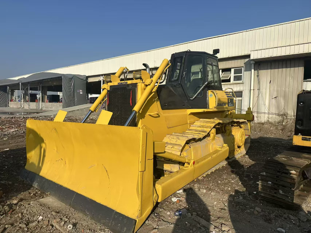 Komatsu D85E - Bulldozer: picture 5 Komatsu D85E - Bulldozer: picture 5