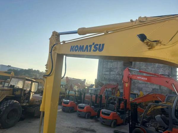 Komatsu pc130 - Crawler excavator: picture 3 Komatsu pc130 - Crawler excavator: picture 3