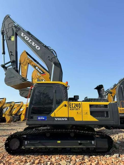 VOLVO EC240 - Crawler excavator: picture 1 VOLVO EC240 - Crawler excavator: picture 1