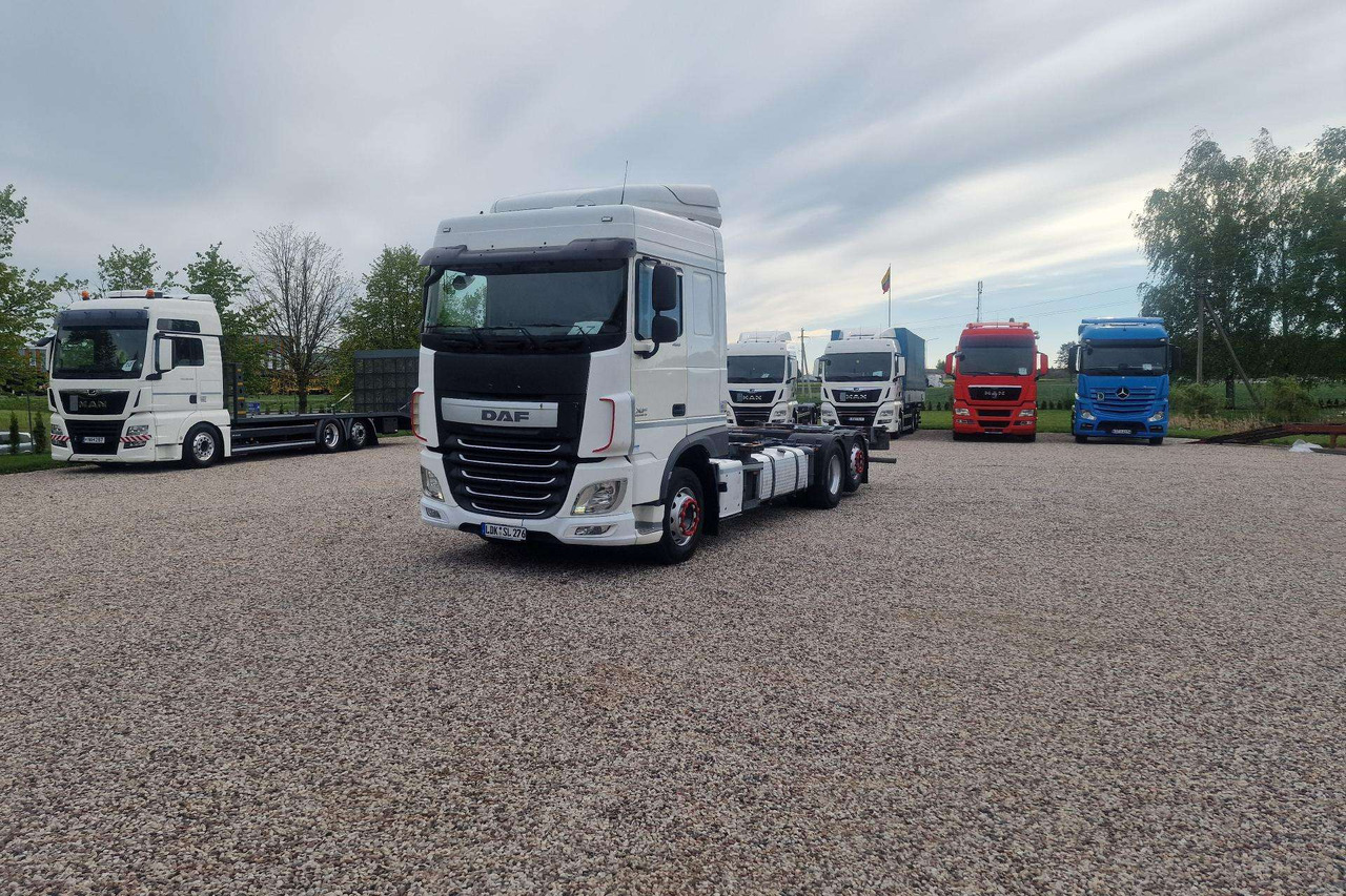 DAF XF 460 - Container transporter/ Swap body truck: picture 2 DAF XF 460 - Container transporter/ Swap body truck: picture 2