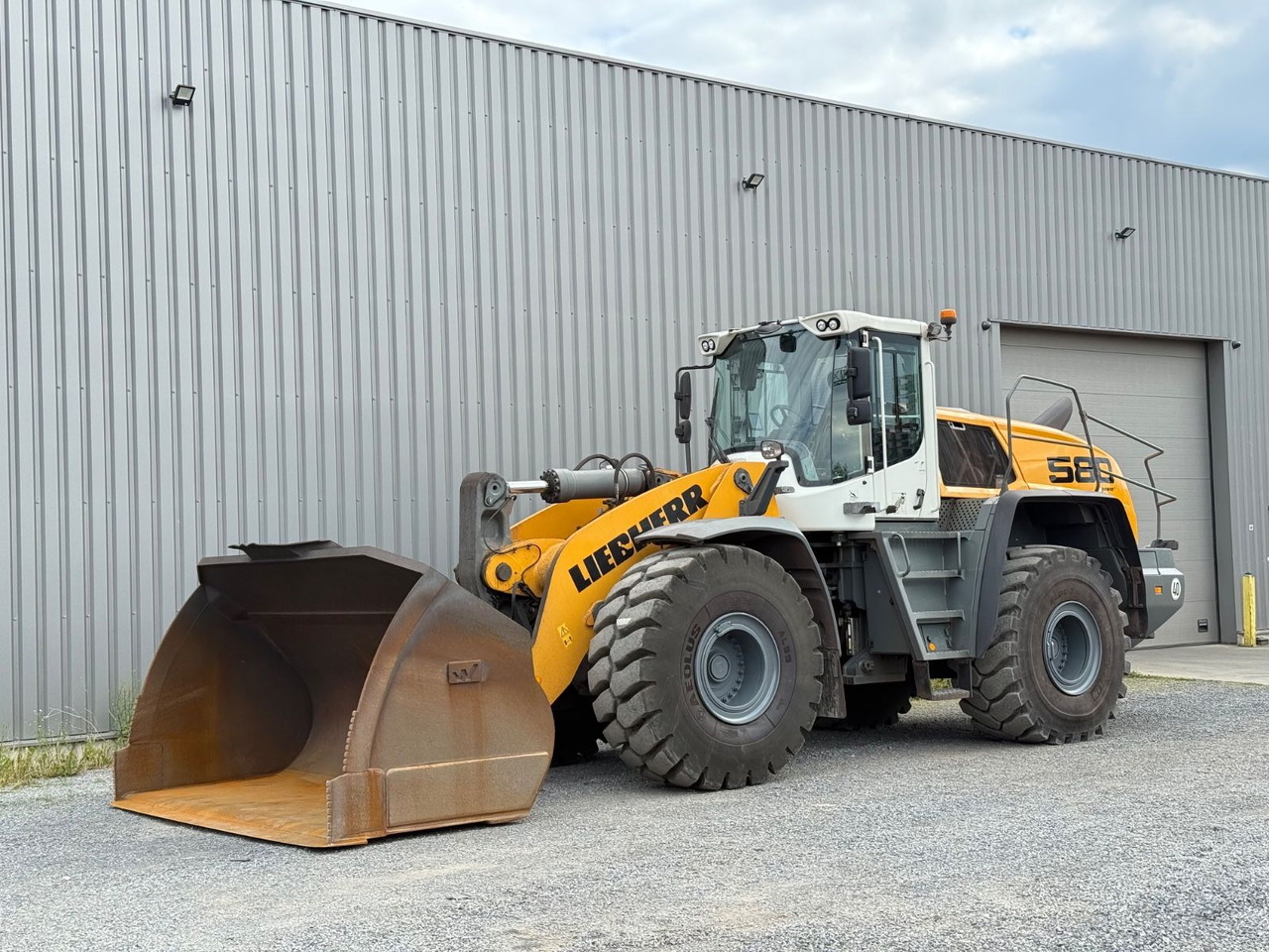 Liebherr L580 X Power - Wheel loader: picture 4 Liebherr L580 X Power - Wheel loader: picture 4