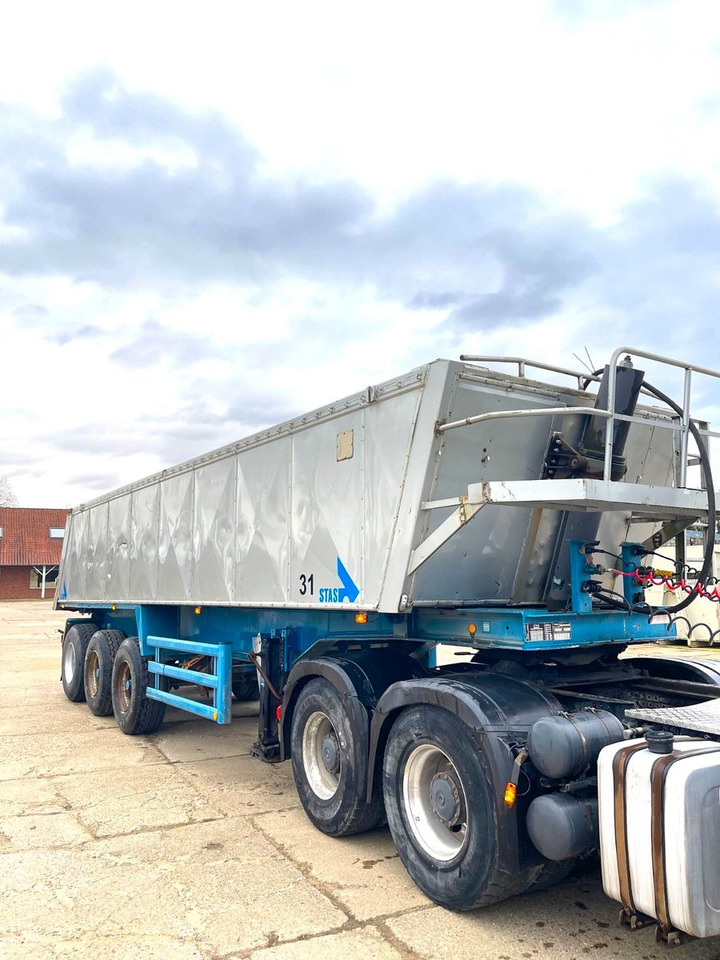 Stas SA339K/ALU/32 m3 - Tipper semi-trailer: picture 3 Stas SA339K/ALU/32 m3 - Tipper semi-trailer: picture 3