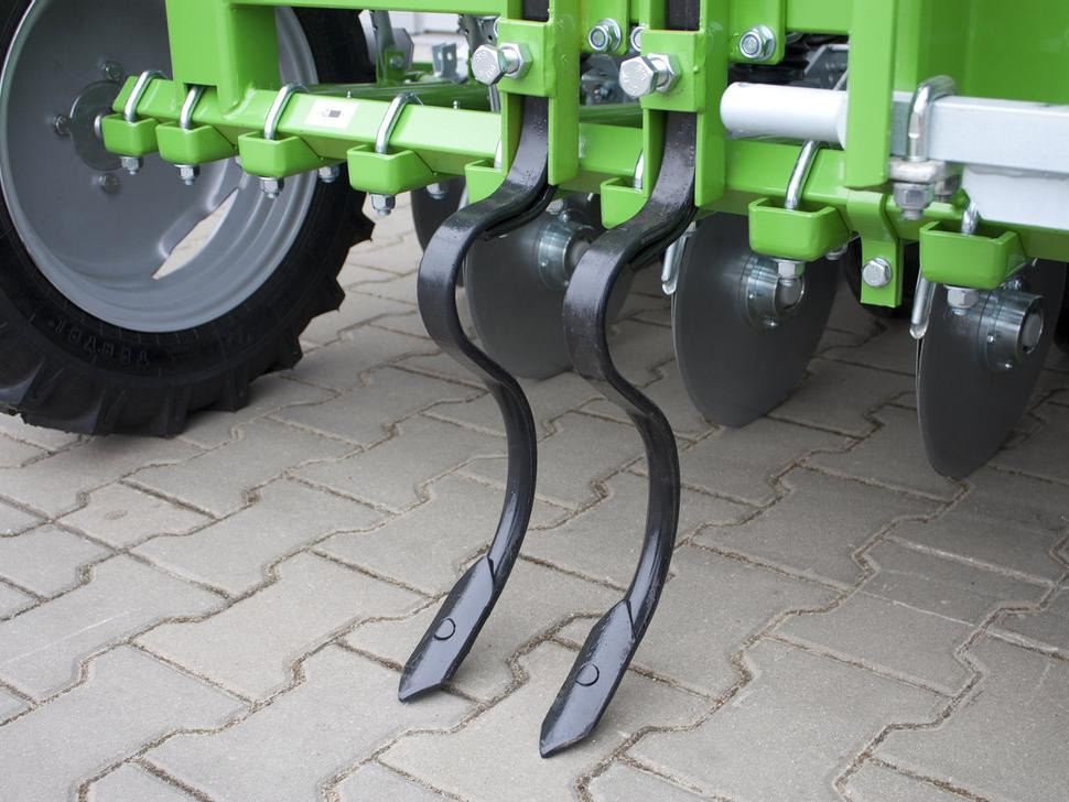 Bomet Drillmaschine / Seeder / Semoir / Seminatrice / Sembradora / Сеялка / Siewnik 3 m - Seed drill: picture 5 Bomet Drillmaschine / Seeder / Semoir / Seminatrice / Sembradora / Сеялка / Siewnik 3 m - Seed drill: picture 5