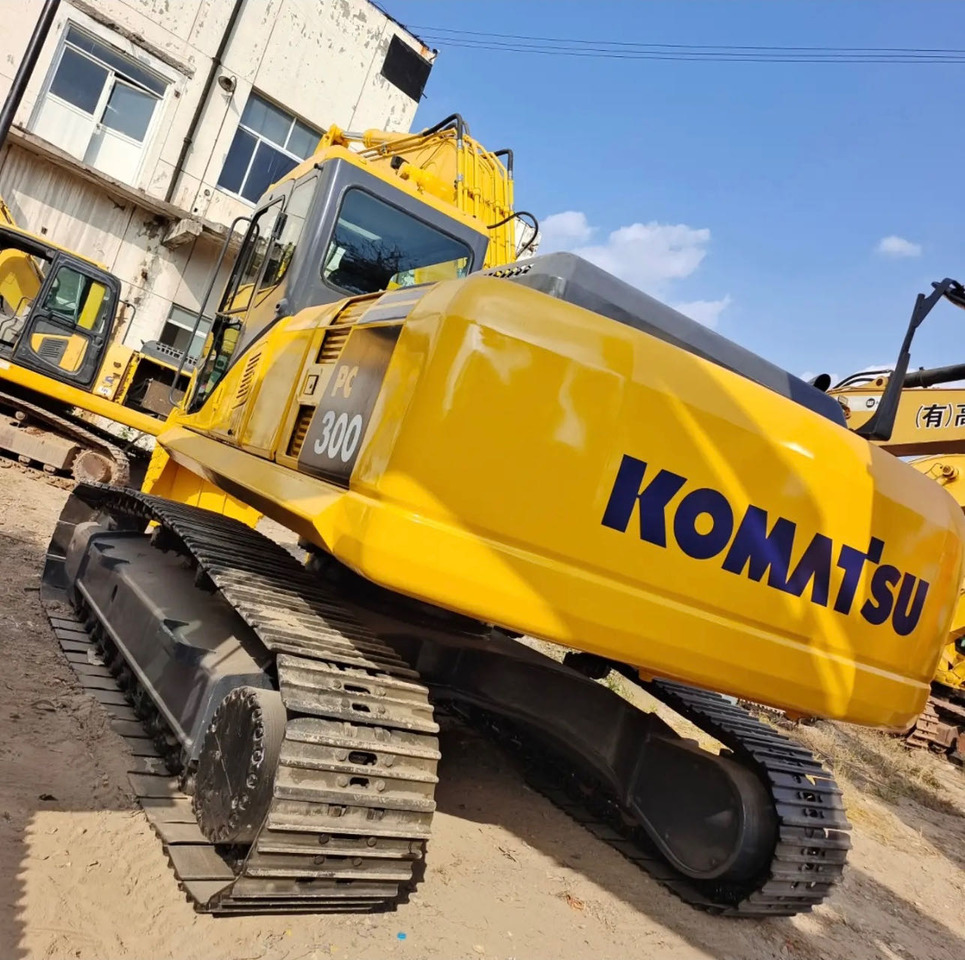 KOMATSU PC300-7 - Crawler excavator: picture 4 KOMATSU PC300-7 - Crawler excavator: picture 4