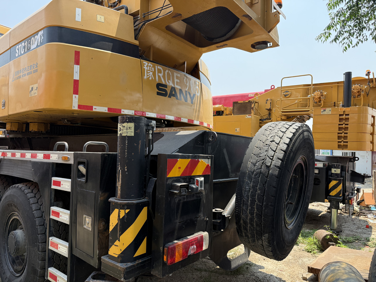 SANY STC1000 - Mobile crane: picture 3 SANY STC1000 - Mobile crane: picture 3