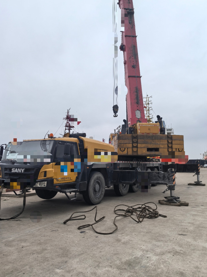 SANY STC1600 - Mobile crane: picture 2 SANY STC1600 - Mobile crane: picture 2