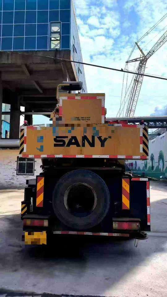 SANY STC350 - Mobile crane: picture 3 SANY STC350 - Mobile crane: picture 3