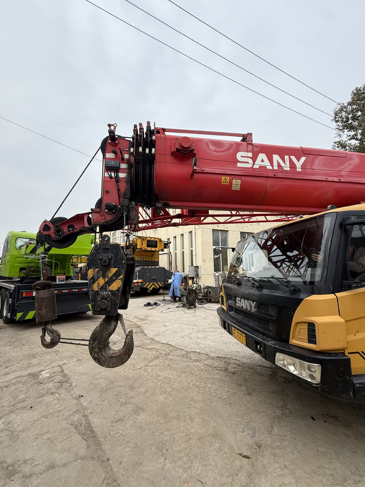 SANY STC550T5 - Mobile crane: picture 5 SANY STC550T5 - Mobile crane: picture 5