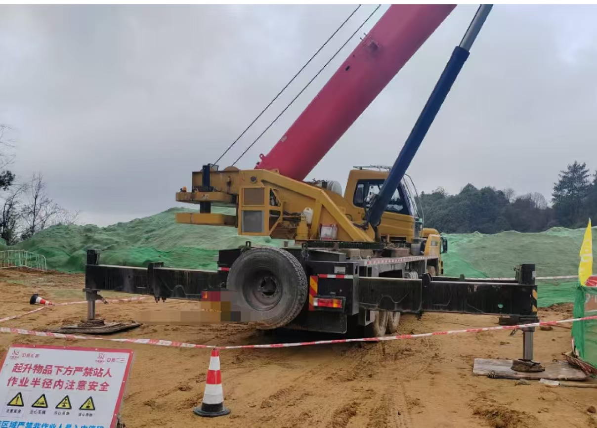 SANY STC800E5 - Mobile crane: picture 4 SANY STC800E5 - Mobile crane: picture 4