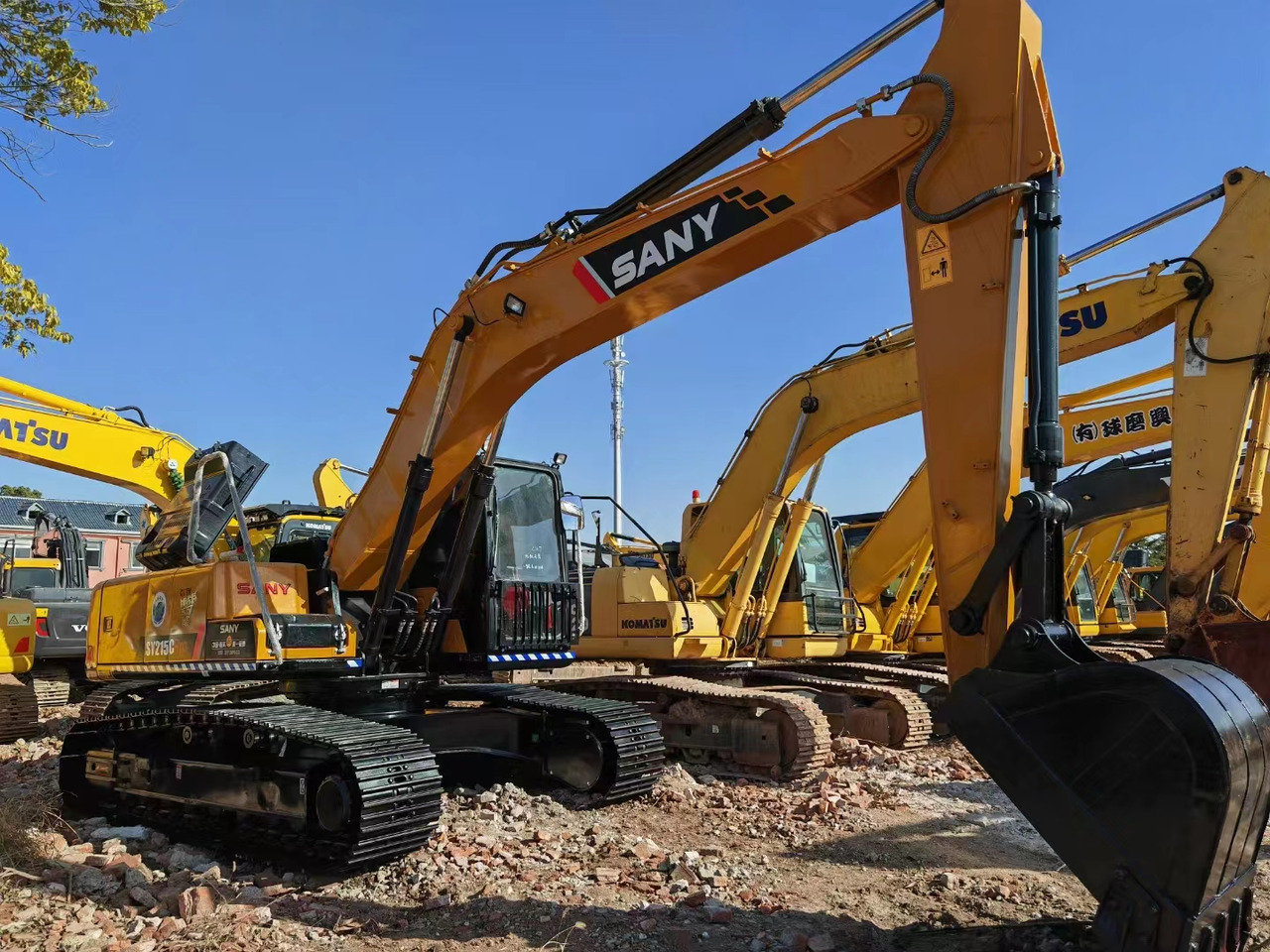 SANY SY215 - Crawler excavator: picture 1 SANY SY215 - Crawler excavator: picture 1