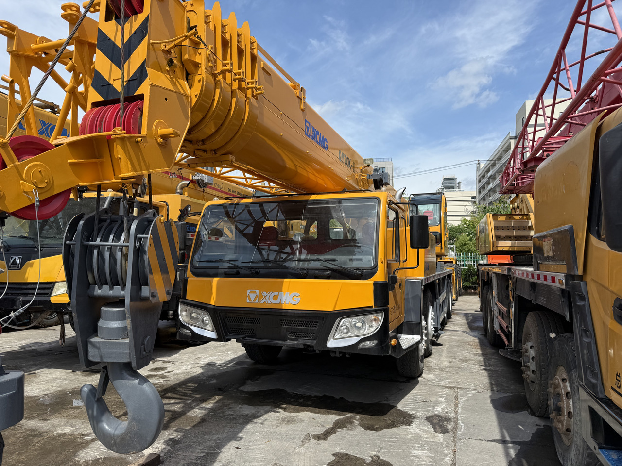 XCMG QY70K-1 - Mobile crane: picture 1 XCMG QY70K-1 - Mobile crane: picture 1