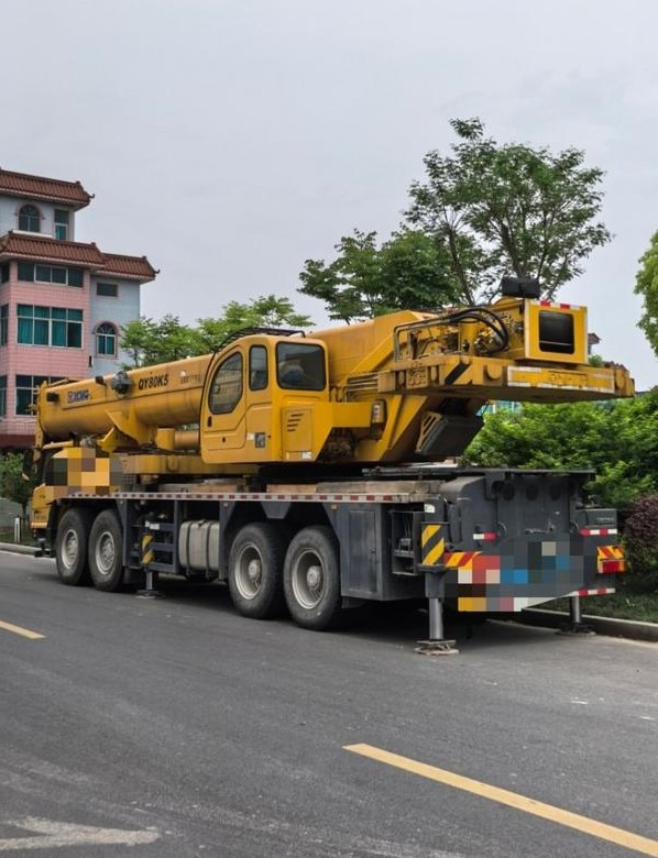 Mobile crane XCMG QY80K5D: picture 1