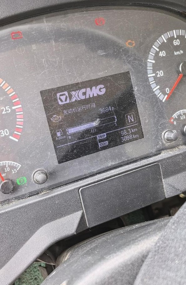 XCMG XCMG  - Mobile crane: picture 2 XCMG XCMG  - Mobile crane: picture 2