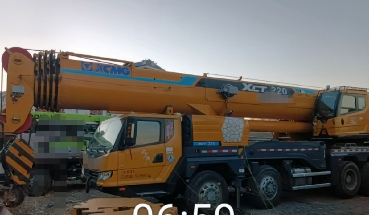 XCMG XCMG XCMG - Mobile crane: picture 3 XCMG XCMG XCMG - Mobile crane: picture 3