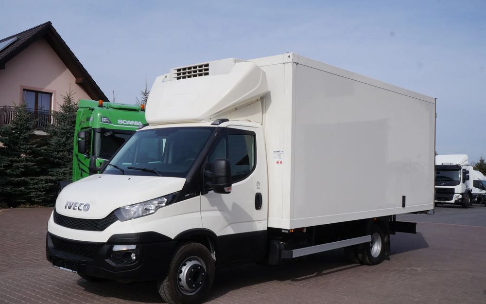 Iveco DAILY 70c17 CHŁODNIA 5 m Thermo king V-500 MAX Wzorowy Stan - Refrigerator truck: picture 1 Iveco DAILY 70c17 CHŁODNIA 5 m Thermo king V-500 MAX Wzorowy Stan - Refrigerator truck: picture 1
