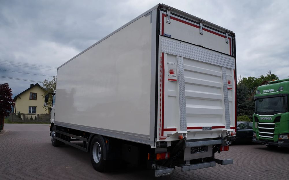 MAN TGM 18.250 / 18.290 EURO 6 KONTENER 19 PALET ŁAD. 9800 KG WINDA - Box truck: picture 4 MAN TGM 18.250 / 18.290 EURO 6 KONTENER 19 PALET ŁAD. 9800 KG WINDA - Box truck: picture 4