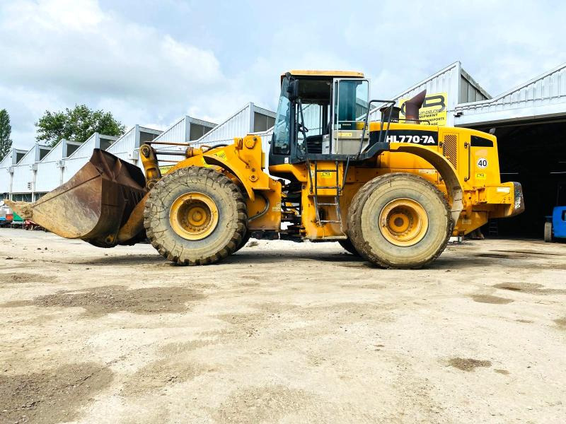HYUNDAI Chargeuse articulé HL770-7A 23T - Backhoe loader: picture 3 HYUNDAI Chargeuse articulé HL770-7A 23T - Backhoe loader: picture 3