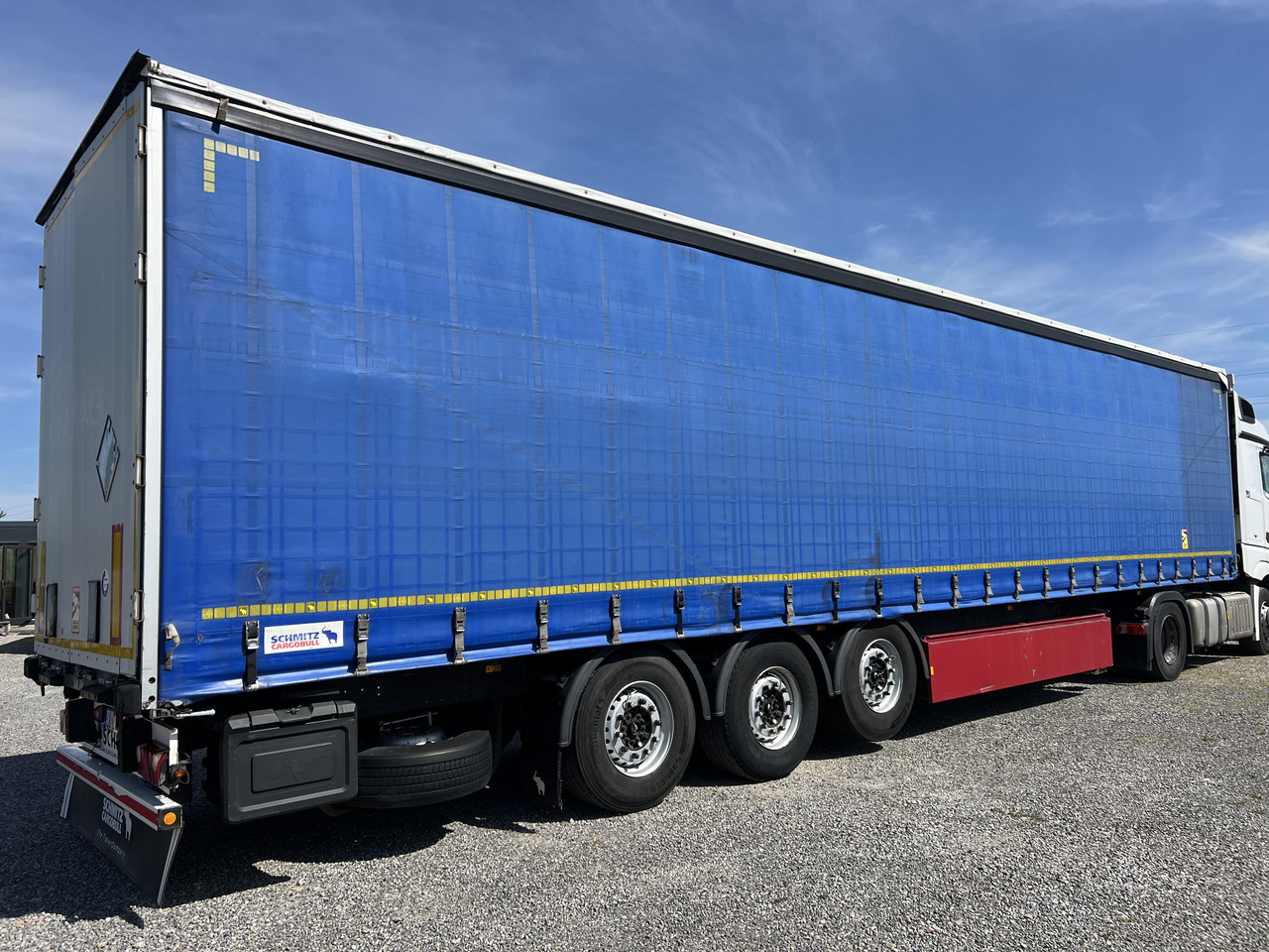 SCHMITZ SCS 24L 13.62 E B - Curtainsider semi-trailer: picture 5 SCHMITZ SCS 24L 13.62 E B - Curtainsider semi-trailer: picture 5