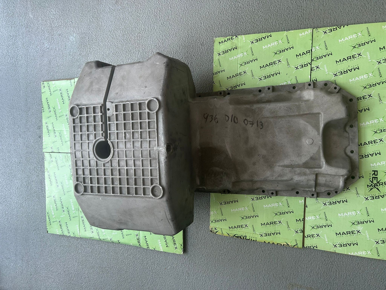 MERCEDES-BENZ OIL PAN-ALUMINIUM-A9360100713 - Spare parts: picture 1 MERCEDES-BENZ OIL PAN-ALUMINIUM-A9360100713 - Spare parts: picture 1