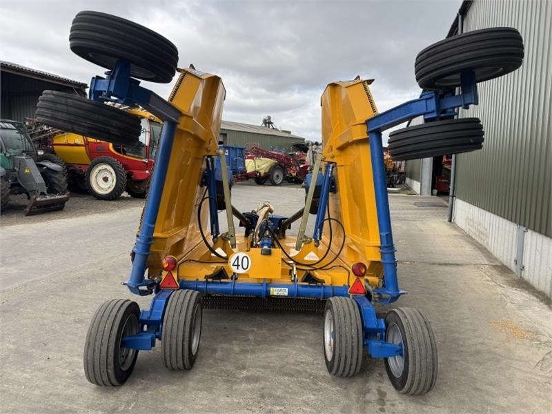 Bomford Triwing 6000 Topper - Flail mower/ Mulcher: picture 3 Bomford Triwing 6000 Topper - Flail mower/ Mulcher: picture 3