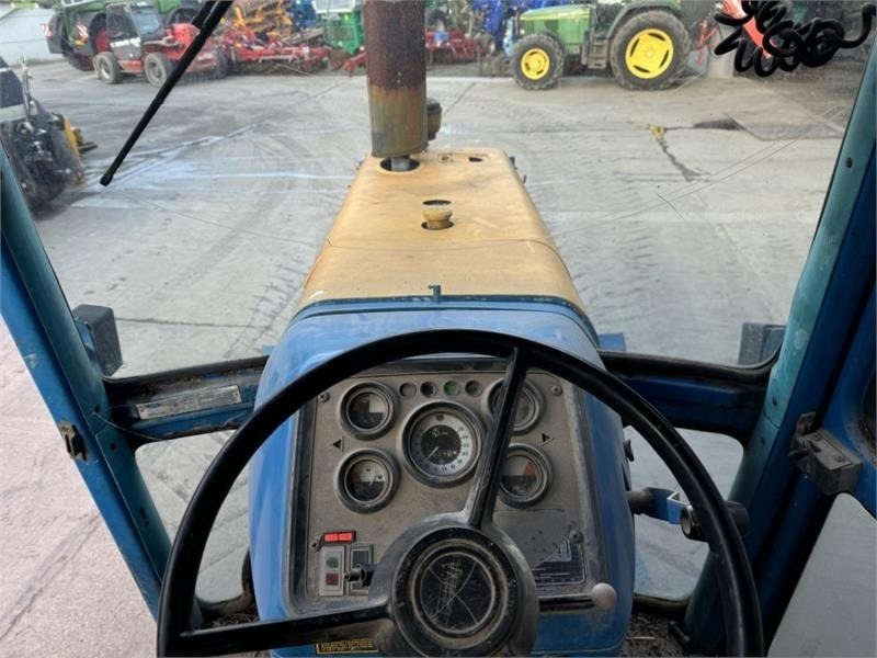 Farm tractor Ford 8210 Self Propelled Gravel Cart: picture 22