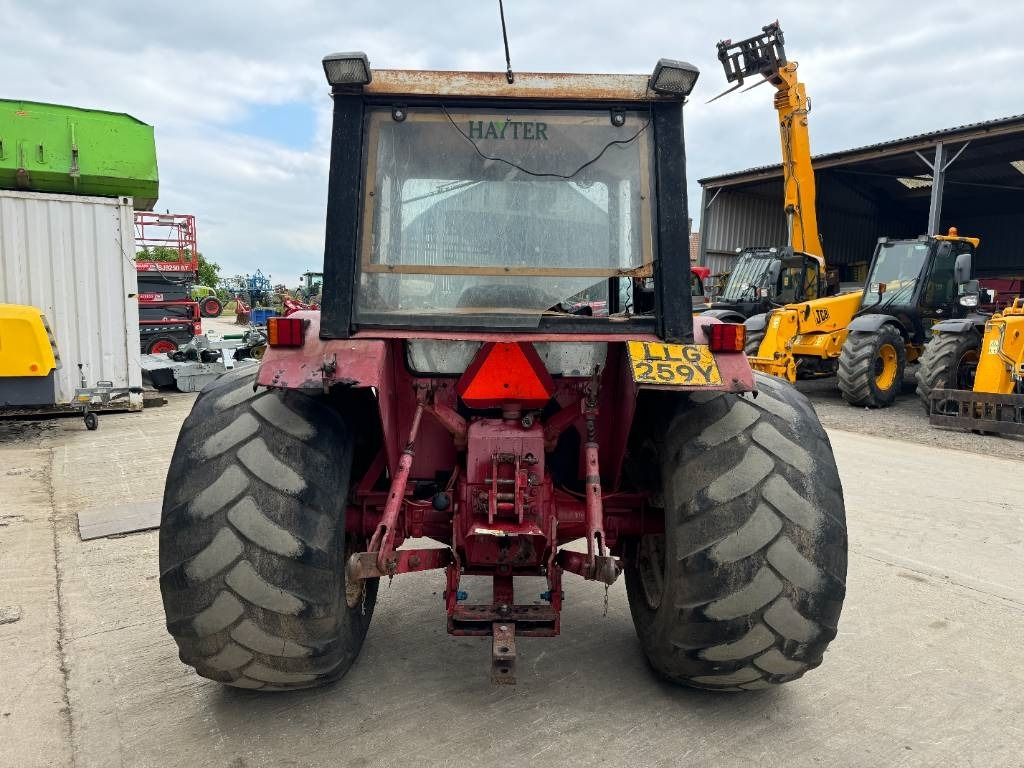 International 533 - Farm tractor: picture 4 International 533 - Farm tractor: picture 4