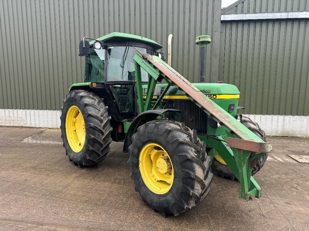 John Deere 3650 - Farm tractor: picture 3 John Deere 3650 - Farm tractor: picture 3