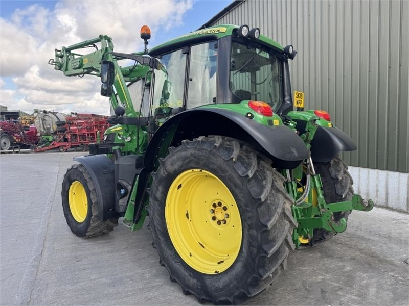 John Deere John Deere 6120M c/w 623R Loader **Low Hours** - Farm tractor: picture 2 John Deere John Deere 6120M c/w 623R Loader **Low Hours** - Farm tractor: picture 2