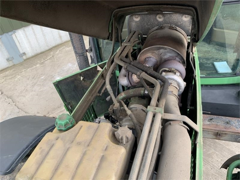 Farm tractor John Deere John Deere 6800 Tractor: picture 13