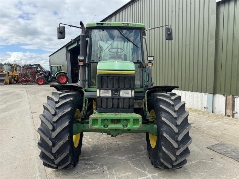 Farm tractor John Deere John Deere 6800 Tractor: picture 9