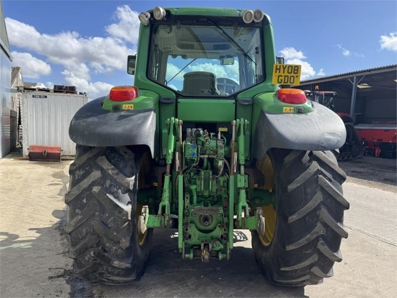 John Deere John Deere 6930 Premium - Farm tractor: picture 5 John Deere John Deere 6930 Premium - Farm tractor: picture 5